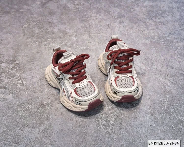 GIÀY THỂ THAO THOÁNG KHÍ – NHẸ CHÂN, LÊN FORM SIÊU ĐẸP