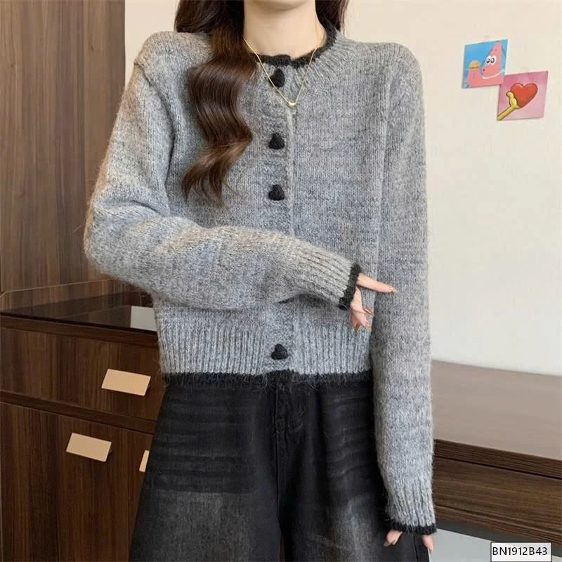 ÁO LEN CÚC TRÁI TYM