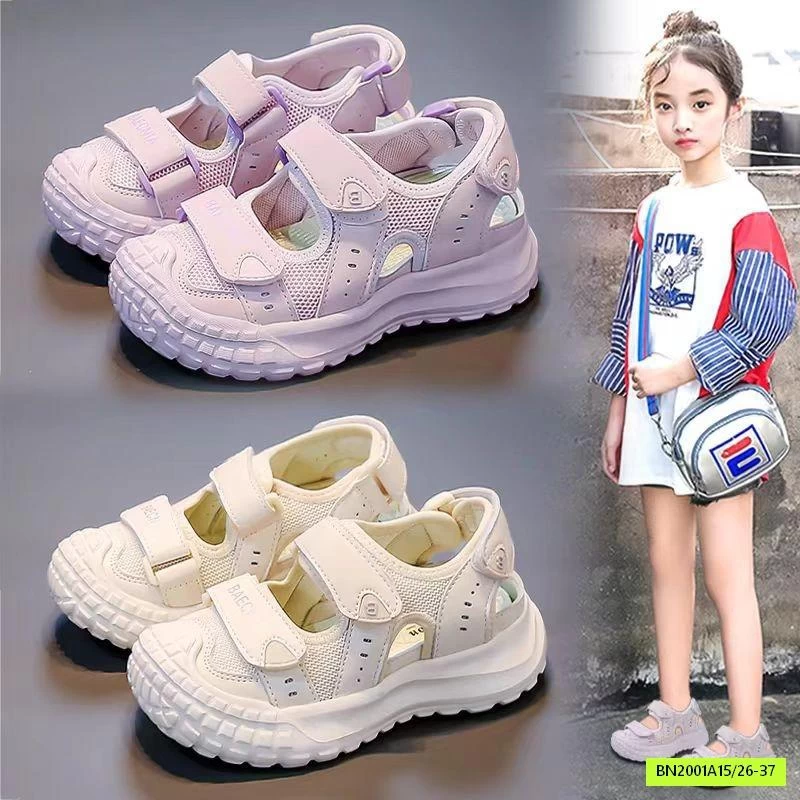 SANDAL QUAI DÁN ĐẾ ĐINH BAECNIA