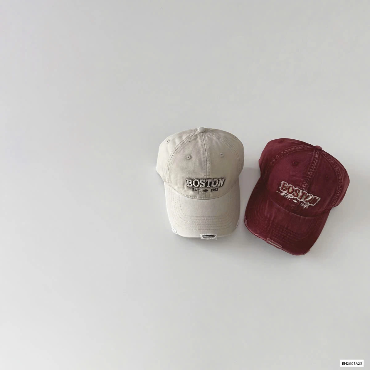 MŨ KẾT RÁCH THÊU CHỮ POSTON