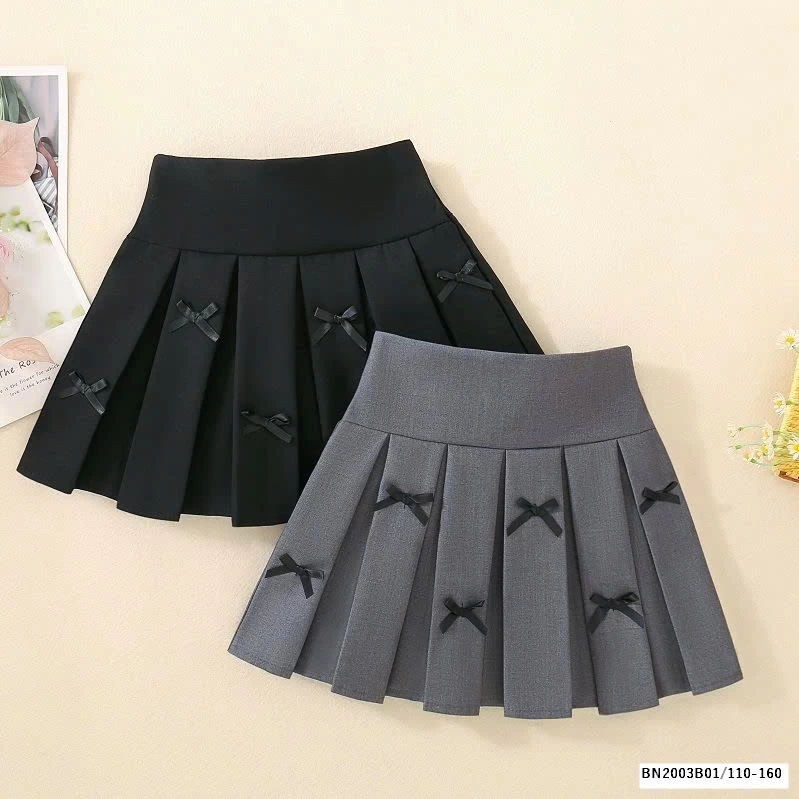 CHÂN VÁY XẾP LY NỮ SINH GẮN NƠ