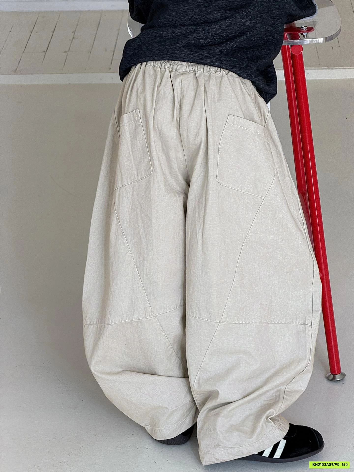 ÁO THUN DONAL XÁM MIX QUẦN BAGGY GIÓ