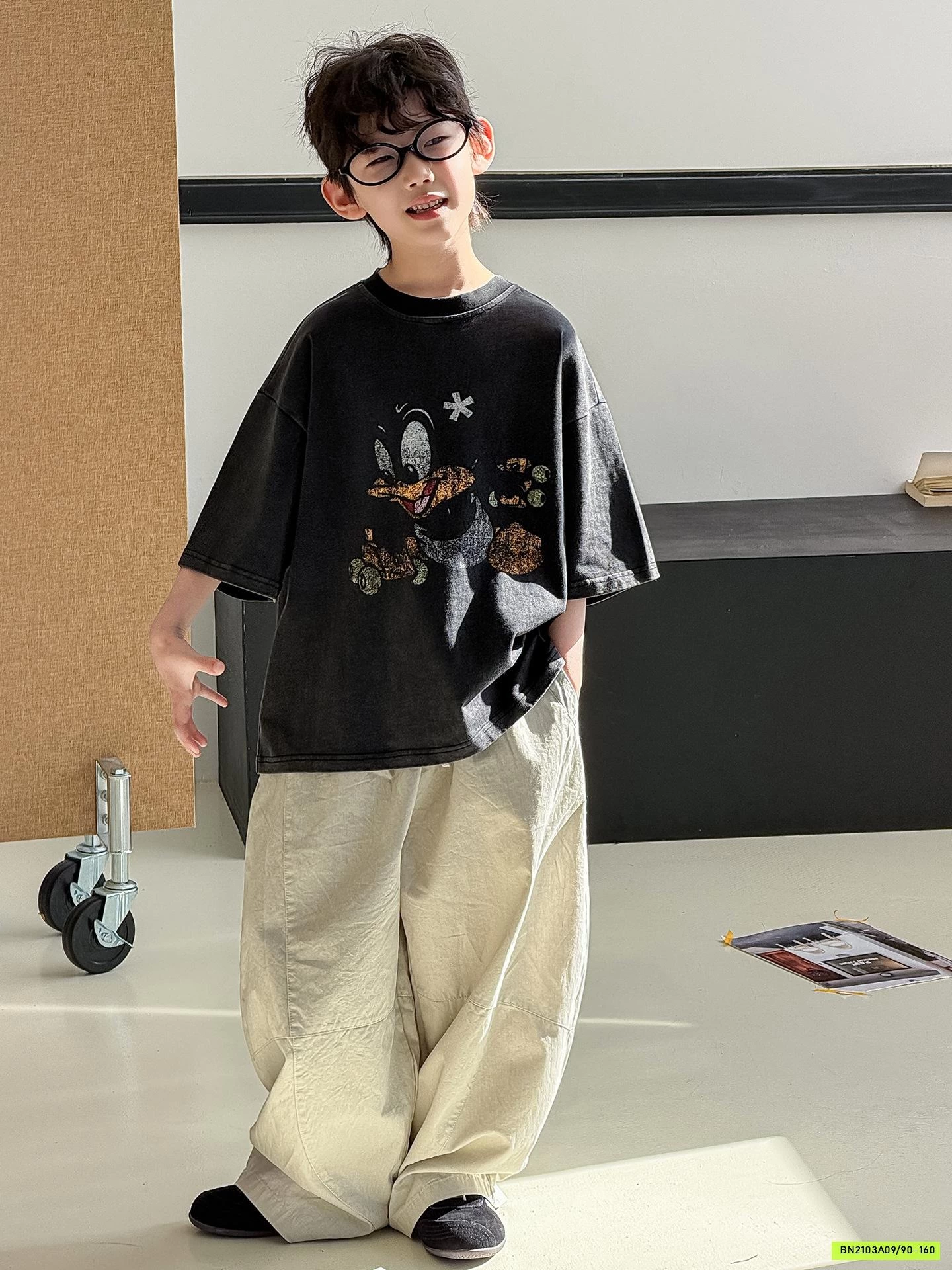 ÁO THUN DONAL XÁM MIX QUẦN BAGGY GIÓ