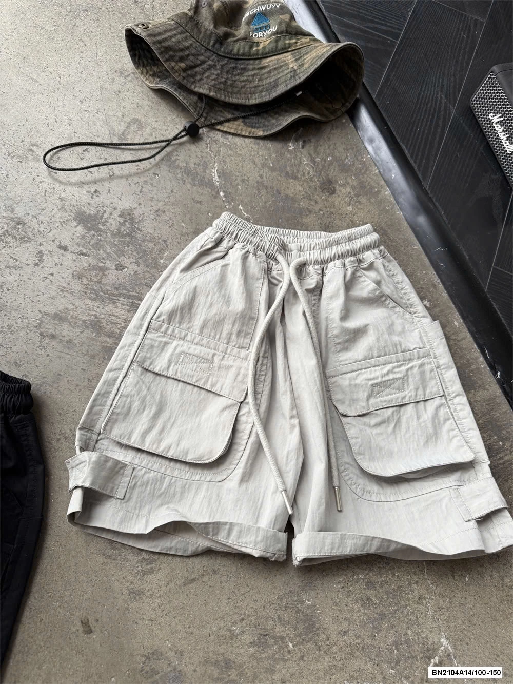 SHORT THÔ TÚI HỘP