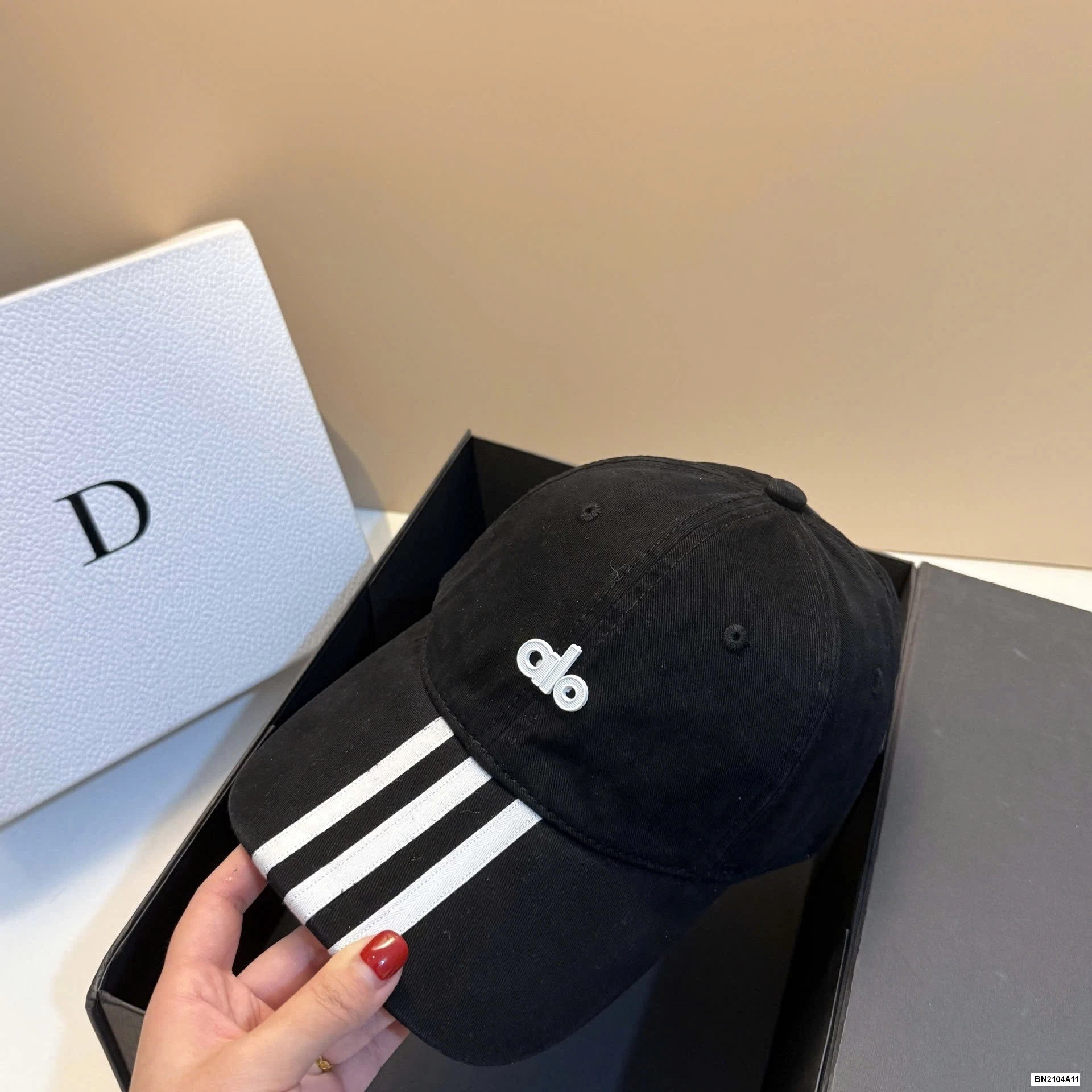 MŨ KẾT PHỐI 3 SỌC