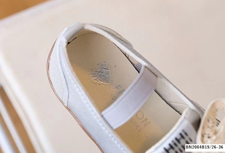 SLIPON MINMIN TAG NƠ