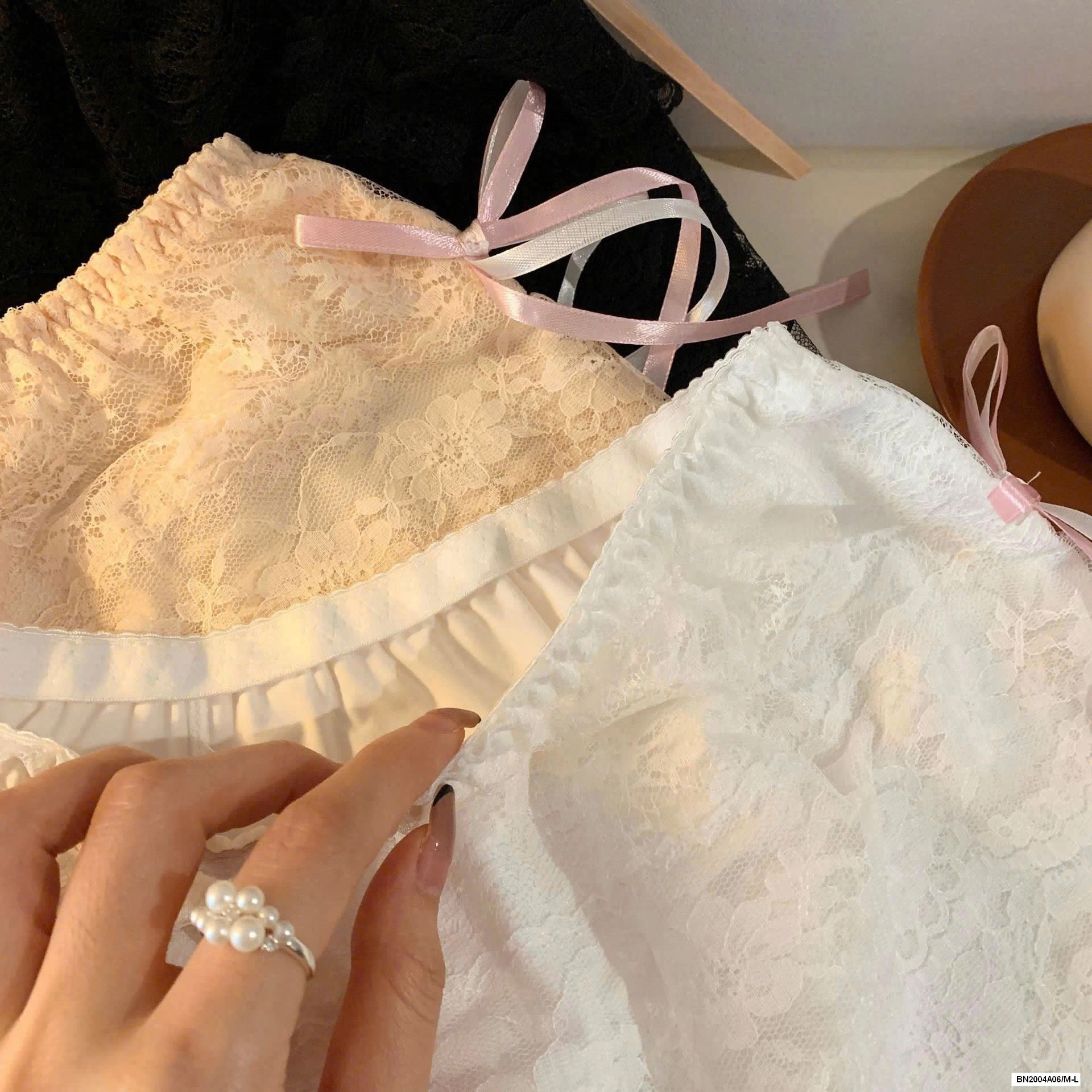 QUẦN NƠ REN CHO NỮ