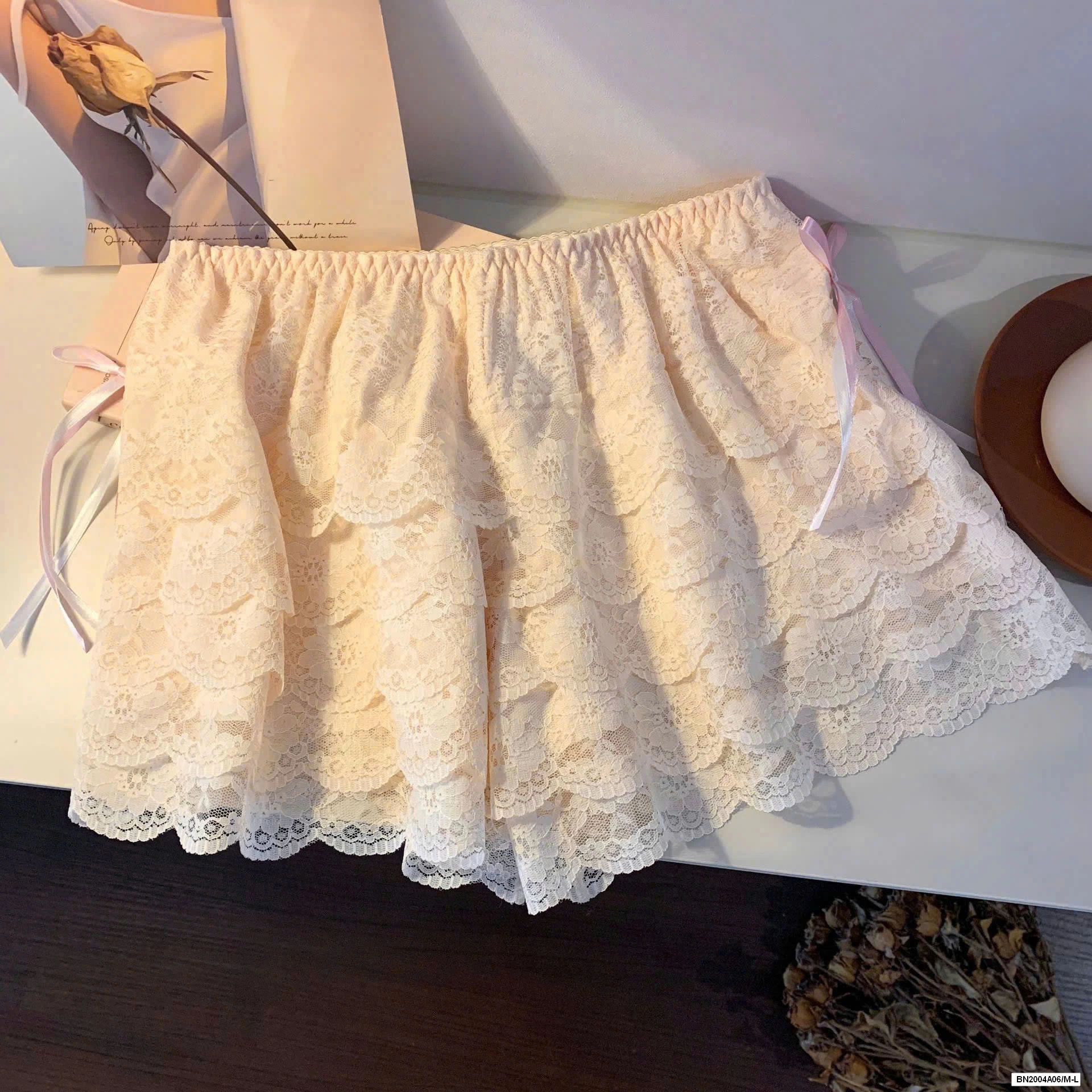 QUẦN NƠ REN CHO NỮ