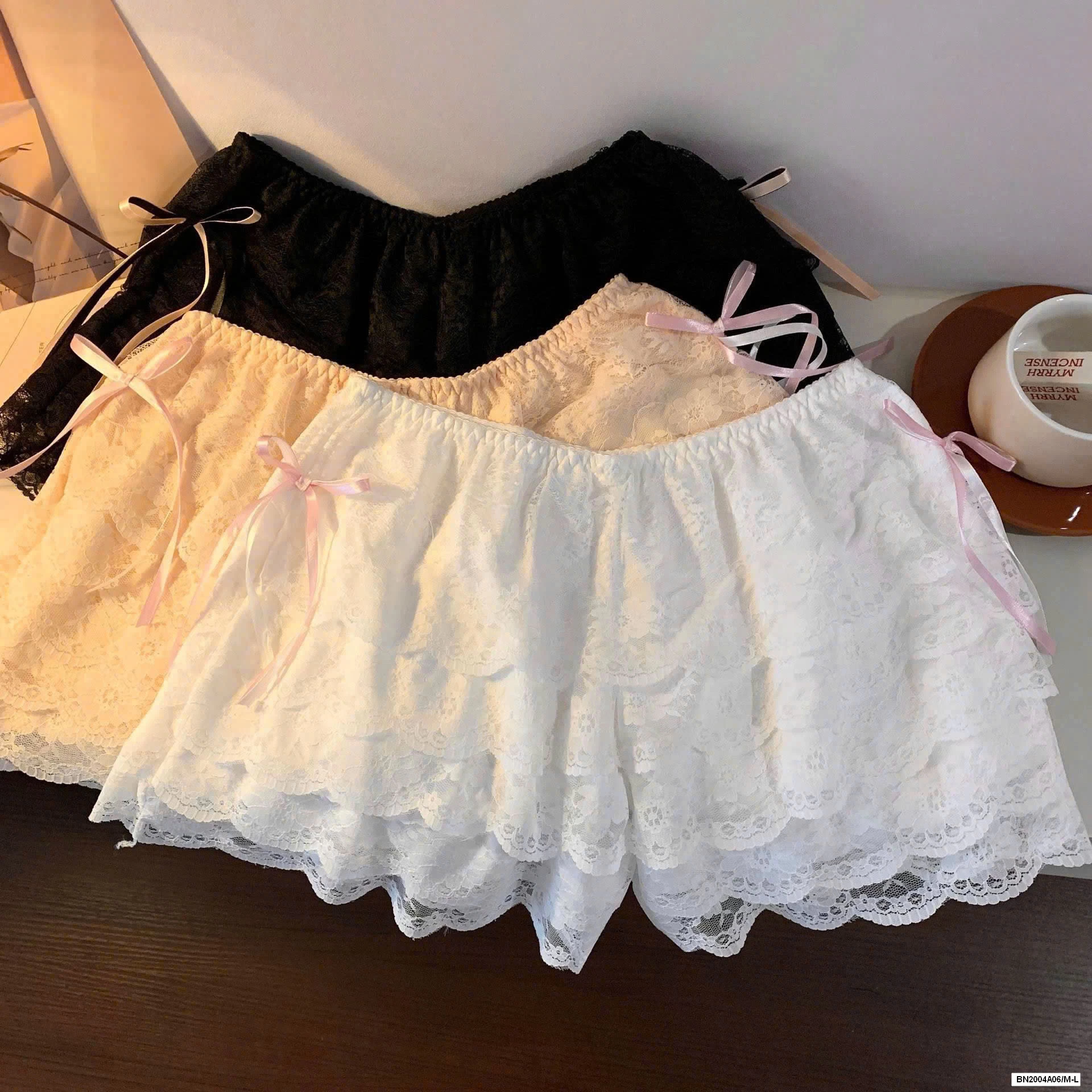 QUẦN NƠ REN CHO NỮ