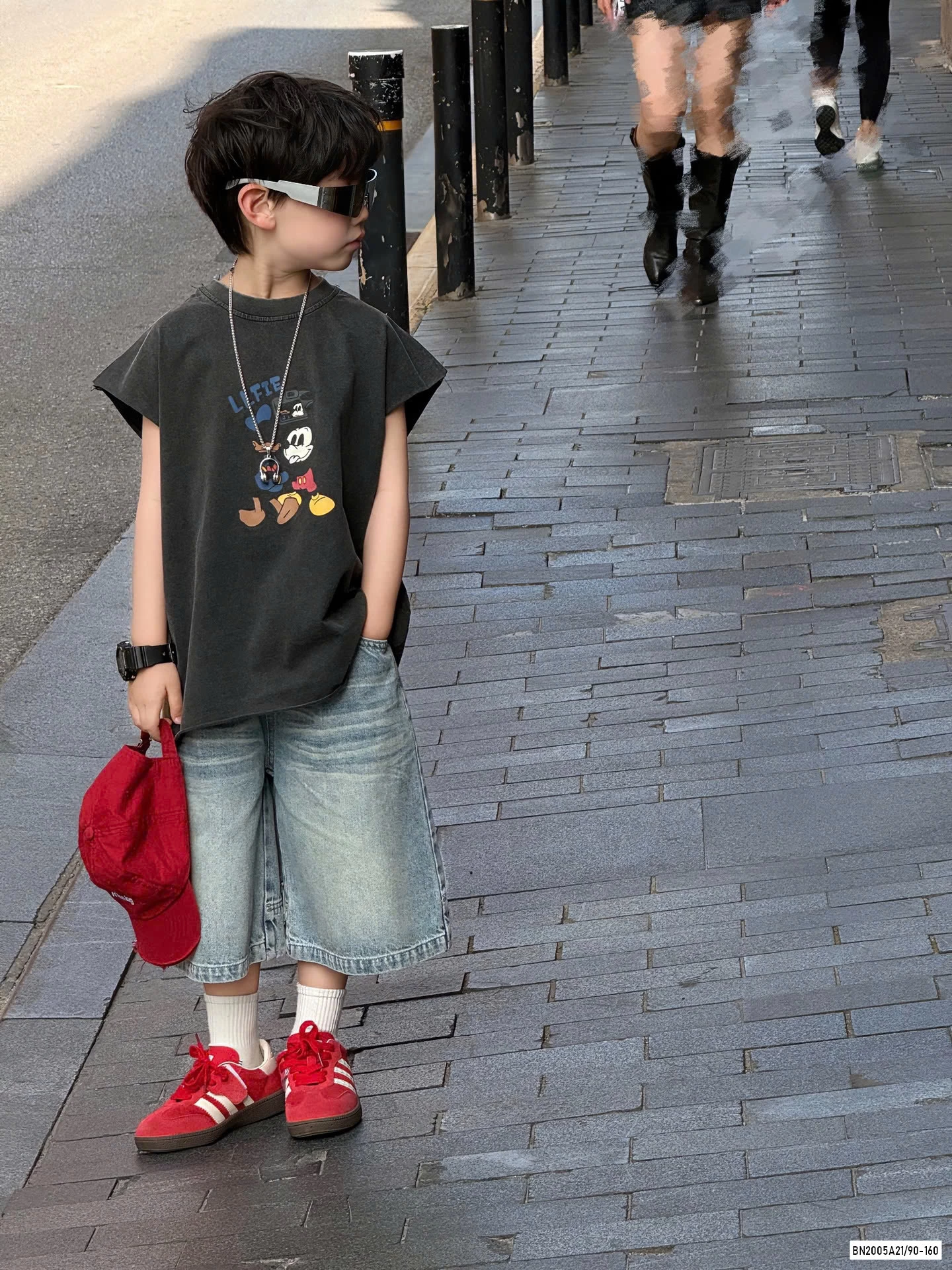 QUẦNG JEANS LỠ BẠC MÀU BASIC