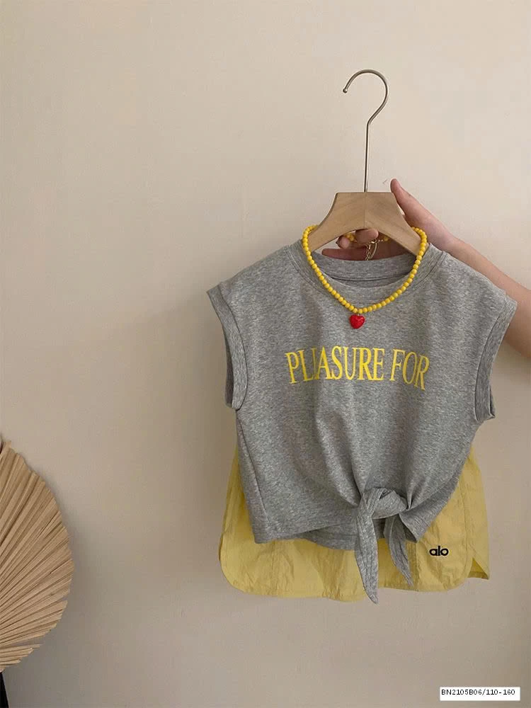 SÉT ÁO THUN XÁM BUỘC NƠ EO MIX QUẦN SHORT VÀNG