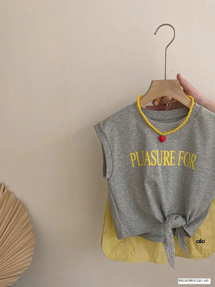 SÉT ÁO THUN XÁM BUỘC NƠ EO MIX QUẦN SHORT VÀNG