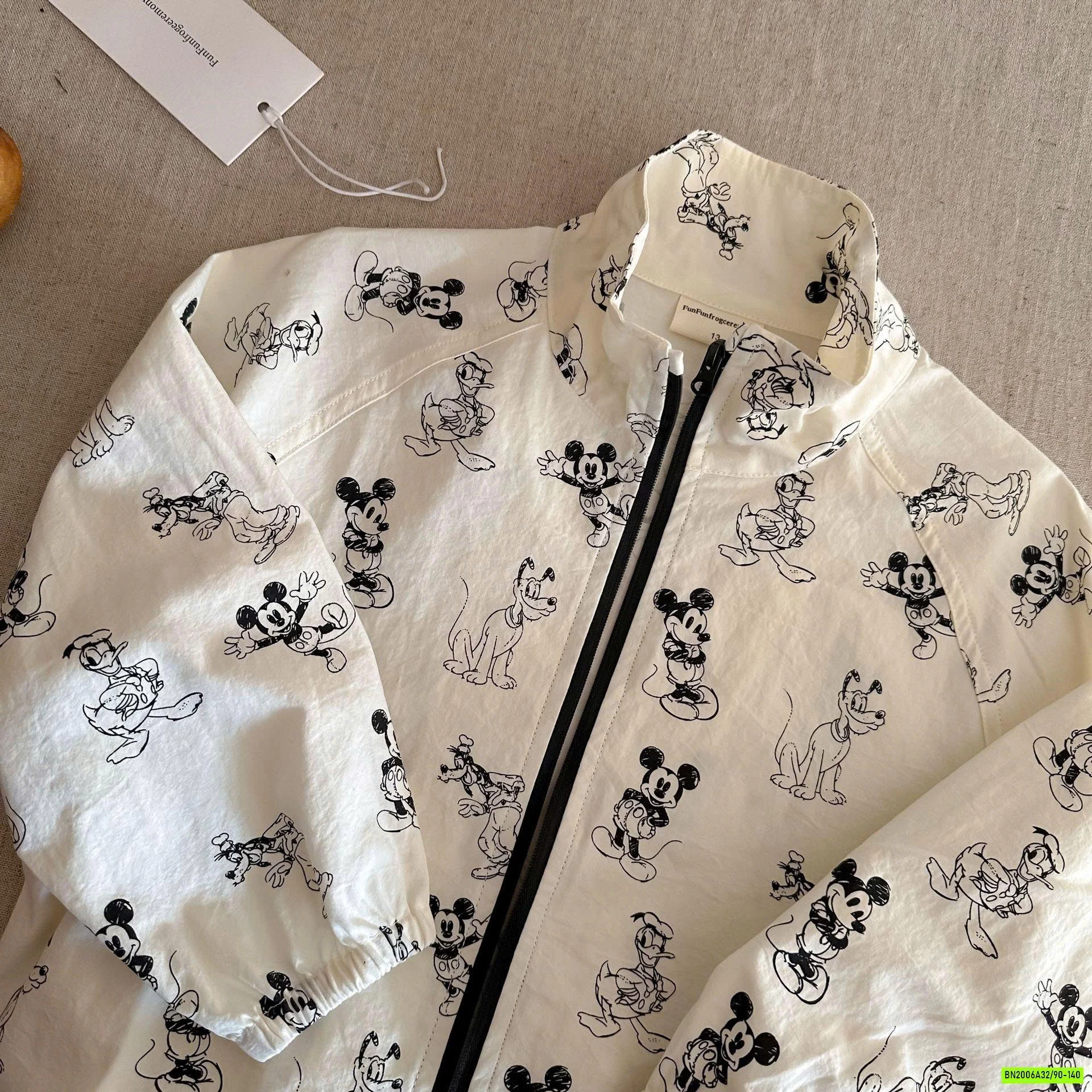 KHOÁC NẮNG MICKEY MMGGBABY