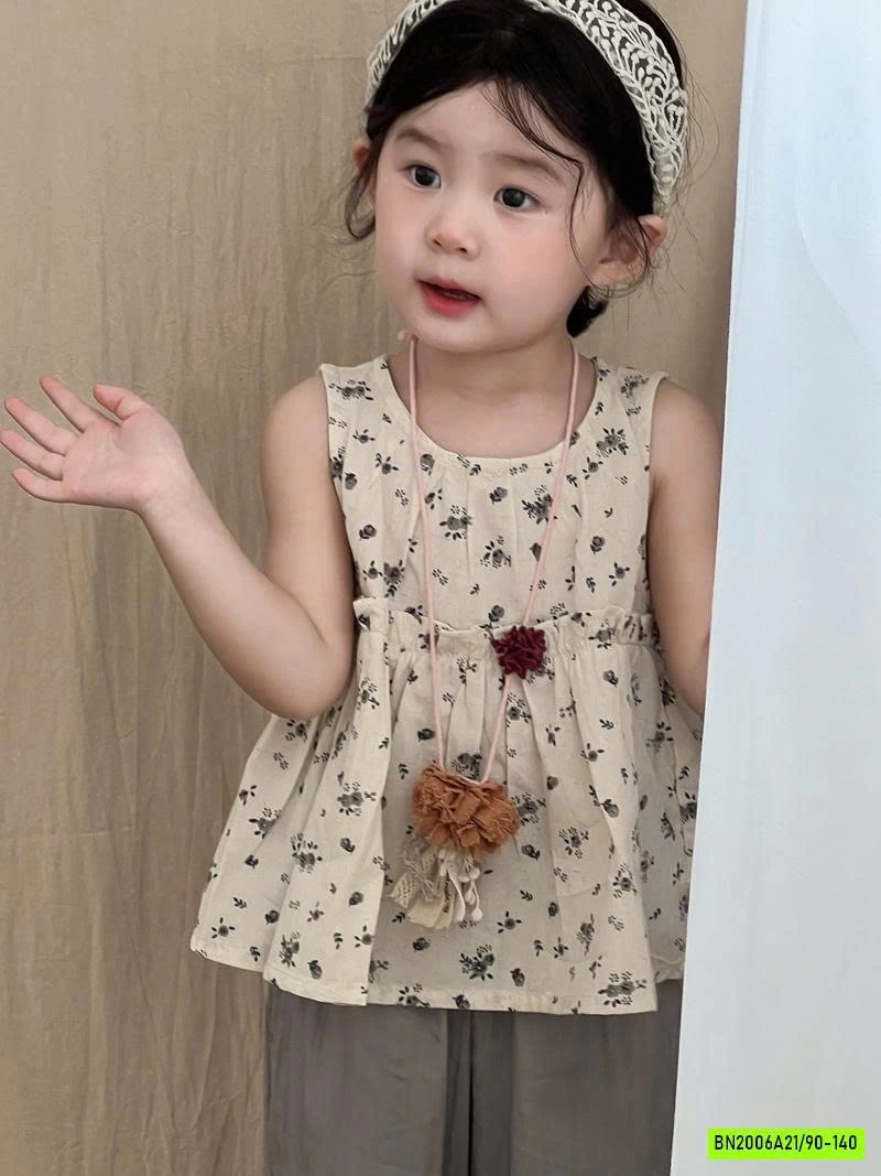 ÁO BBD HOA NHÍ MIX QUẦN XÁM