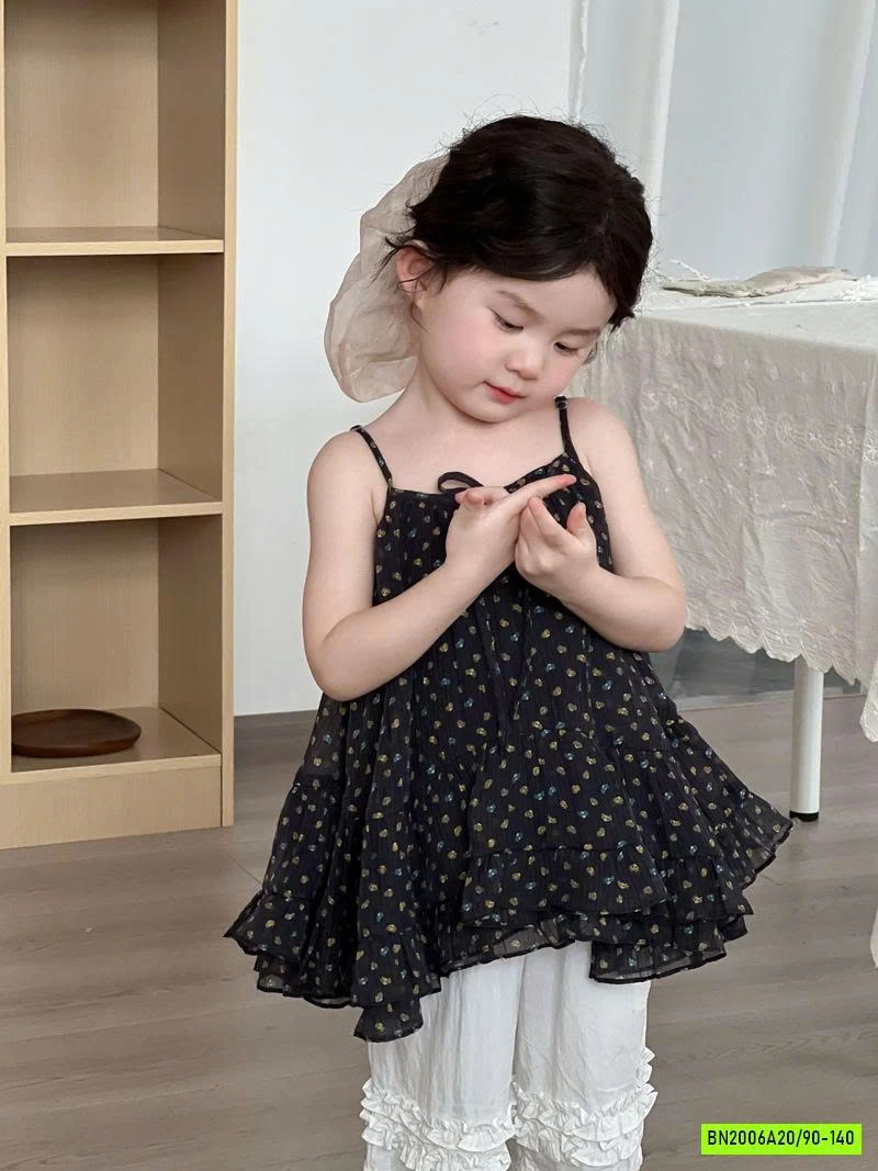 ÁO 2 DÂY HOA NHÍ MIX QUẦN TRẮNG