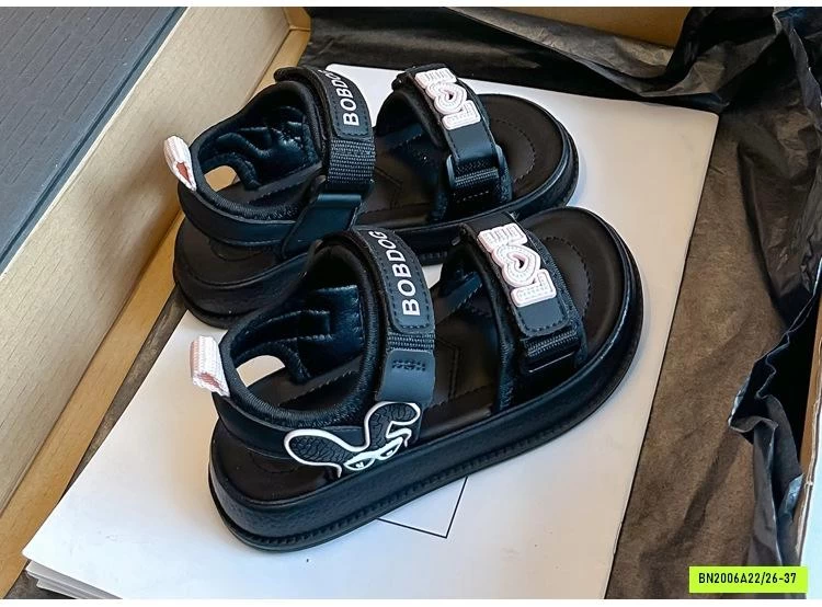 SANDAL LOVE BÉ GÁI