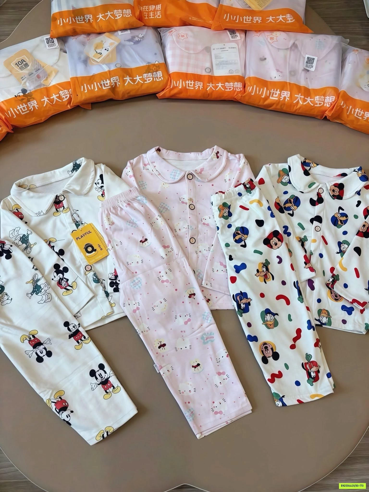 PIZAMA NỈ THU ĐÔNG