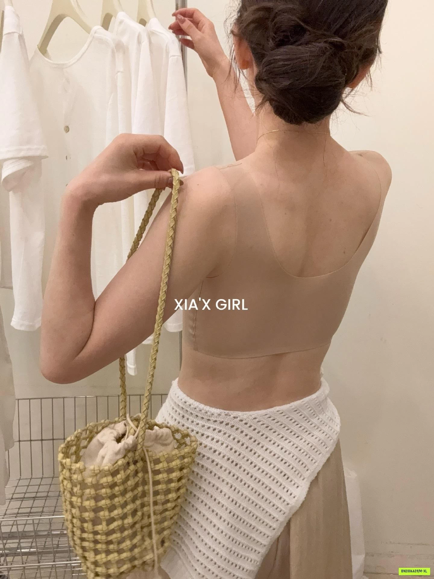 BRA SU LẠNH XIA GIRL