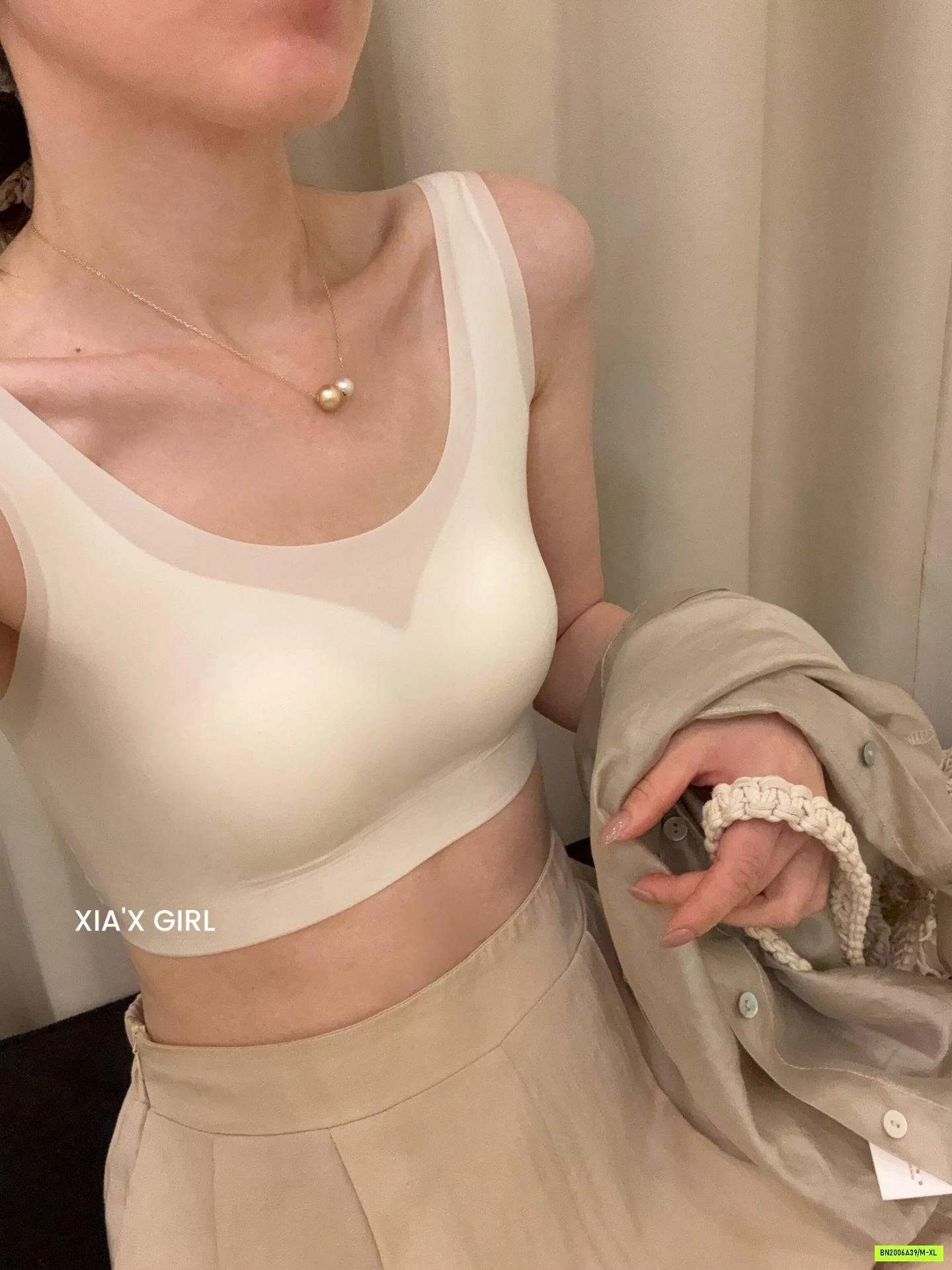 BRA SU LẠNH XIA GIRL