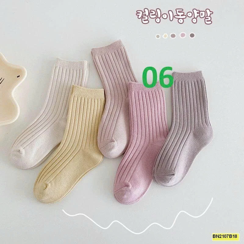 SET 5 ĐÔI TẤT TRƠN MÀU CAO CỔ