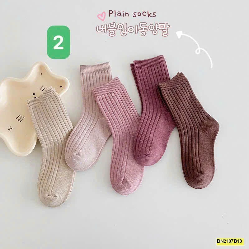 SET 5 ĐÔI TẤT TRƠN MÀU CAO CỔ