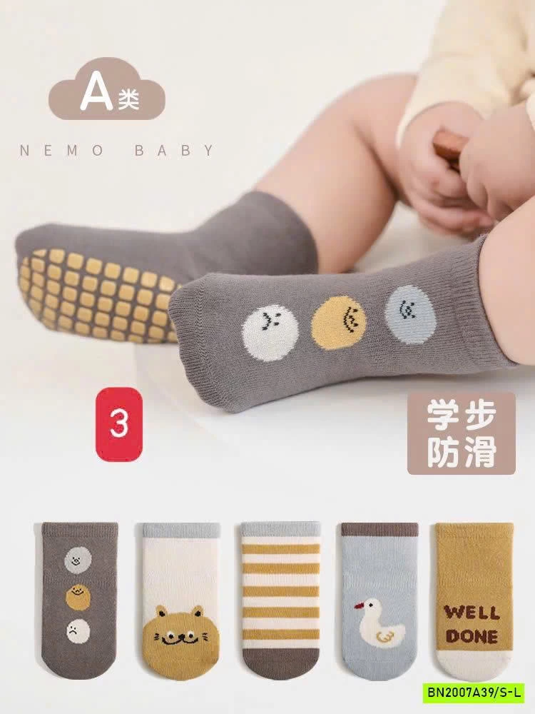 SÉT 5Đ TẤT CHỐNG TRƯỢT NEMO