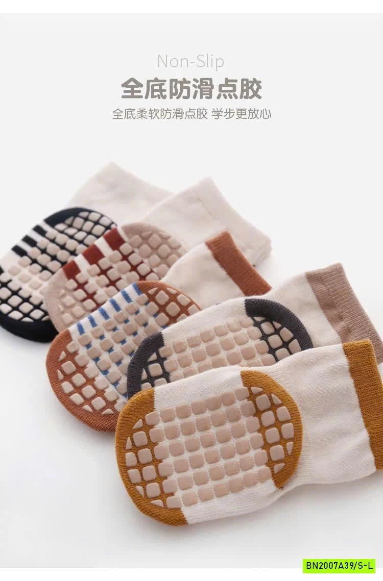 SÉT 5Đ TẤT CHỐNG TRƯỢT NEMO