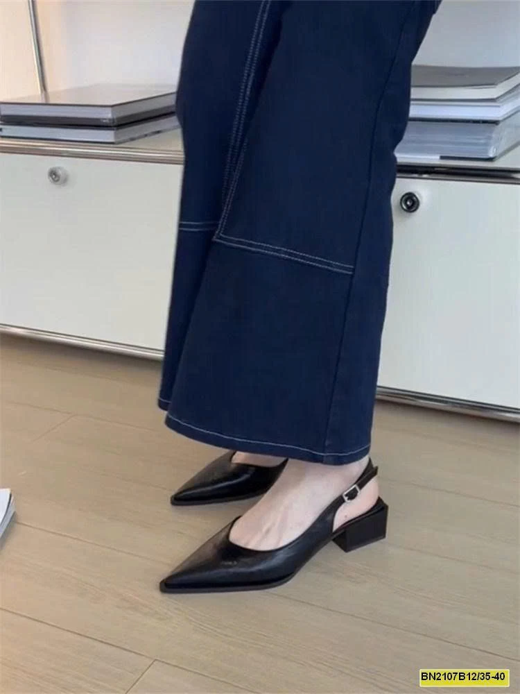 GIÀY  MŨI NHỌN HỞ GÓT