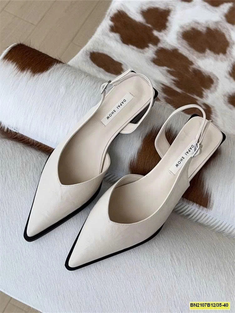 GIÀY  MŨI NHỌN HỞ GÓT