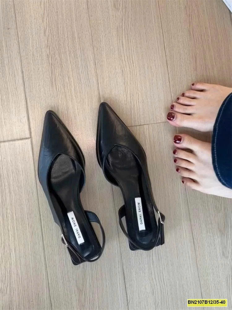 GIÀY  MŨI NHỌN HỞ GÓT