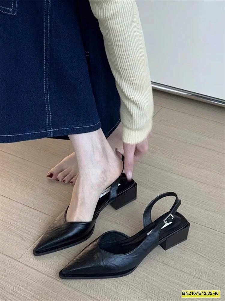 GIÀY  MŨI NHỌN HỞ GÓT