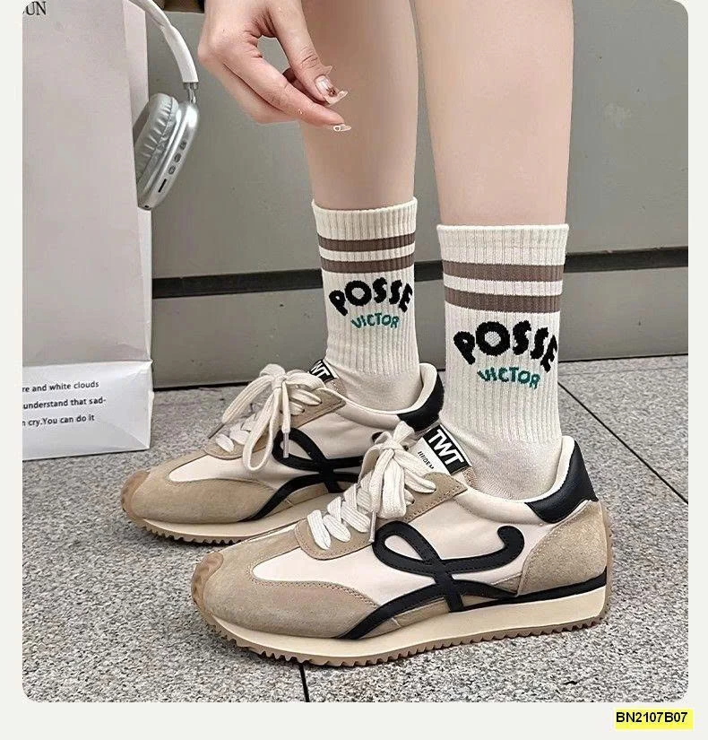 SÉT 5 ĐÔI TẤT CAO CỔ