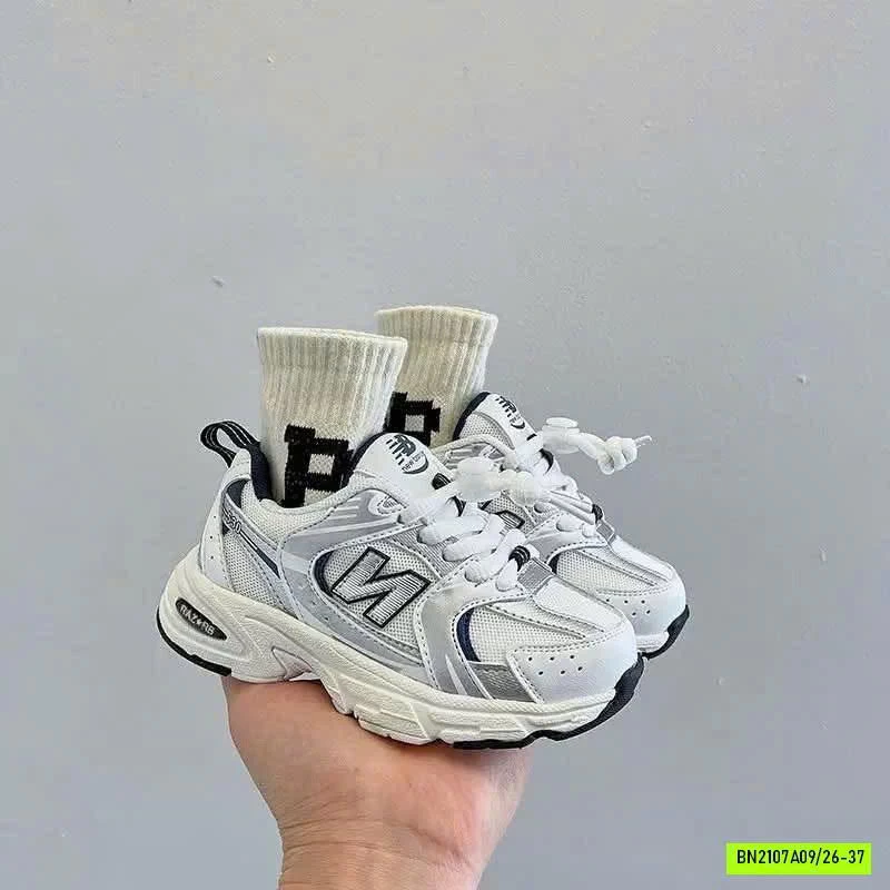 SNEAKER THỂ THAO CHỮ N