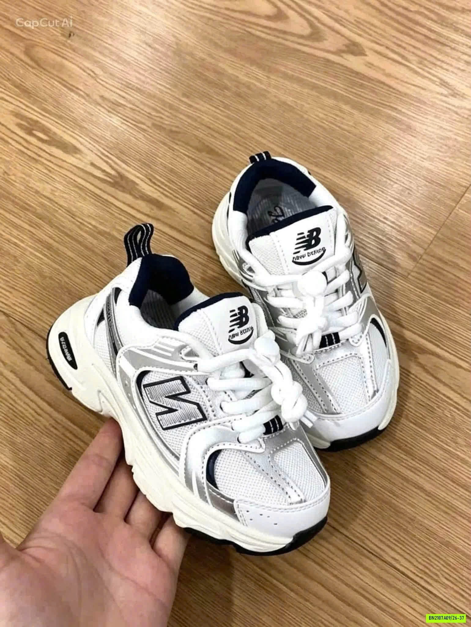 SNEAKER THỂ THAO CHỮ N
