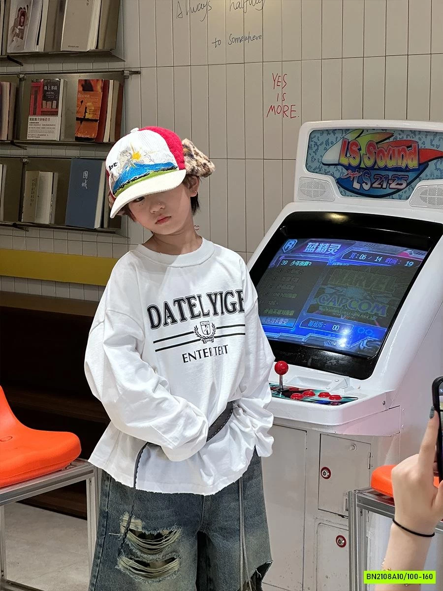 ÁO THUN IN CHỮ CC