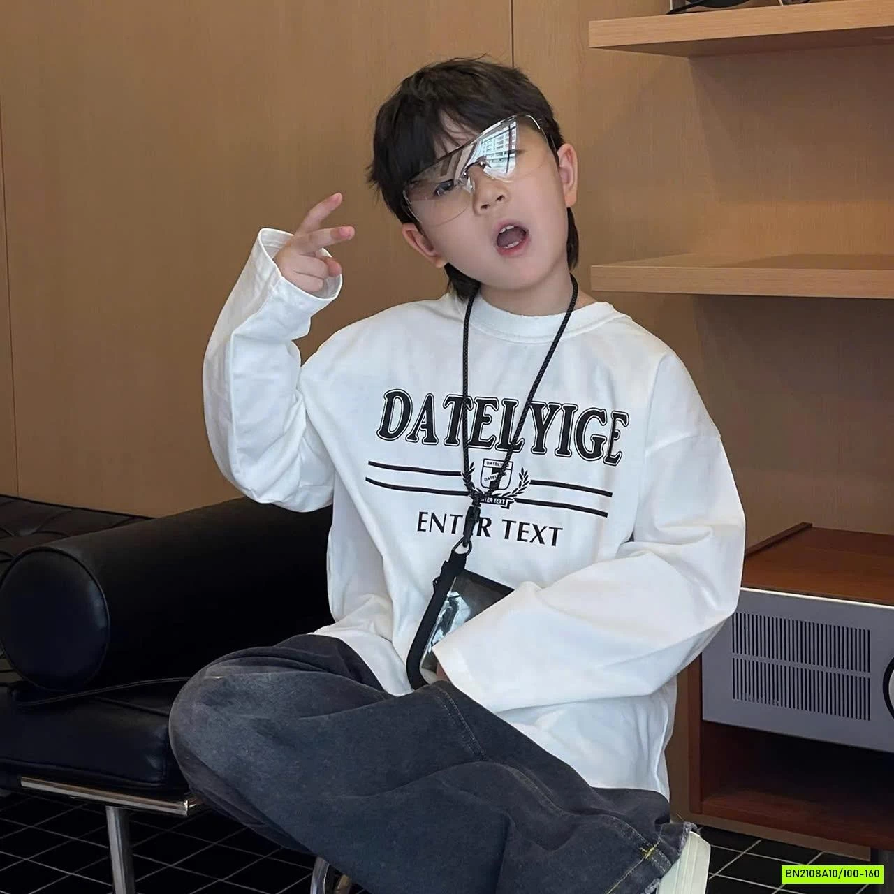 ÁO THUN IN CHỮ CC