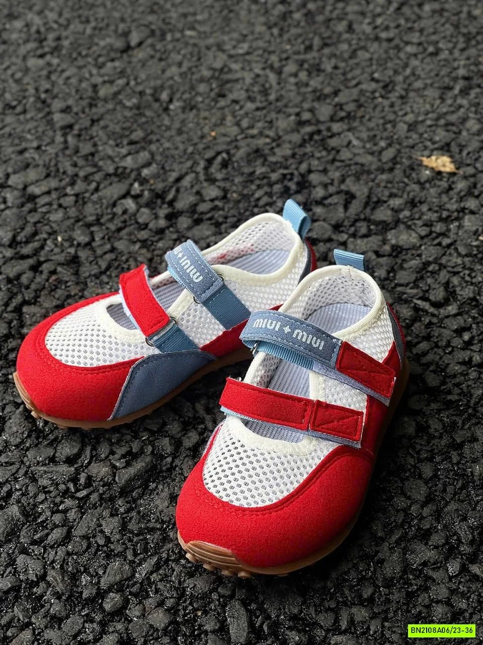 GIÀY LƯỚI QUAI DÁN MINMIN