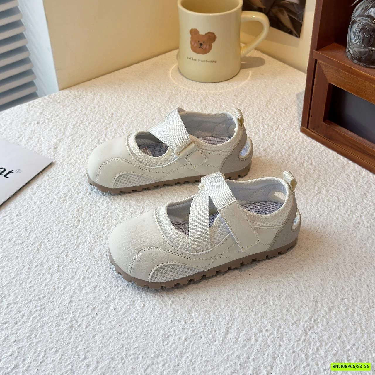 GIÀY SLIPON PHA LƯỚI QUAI DÁN