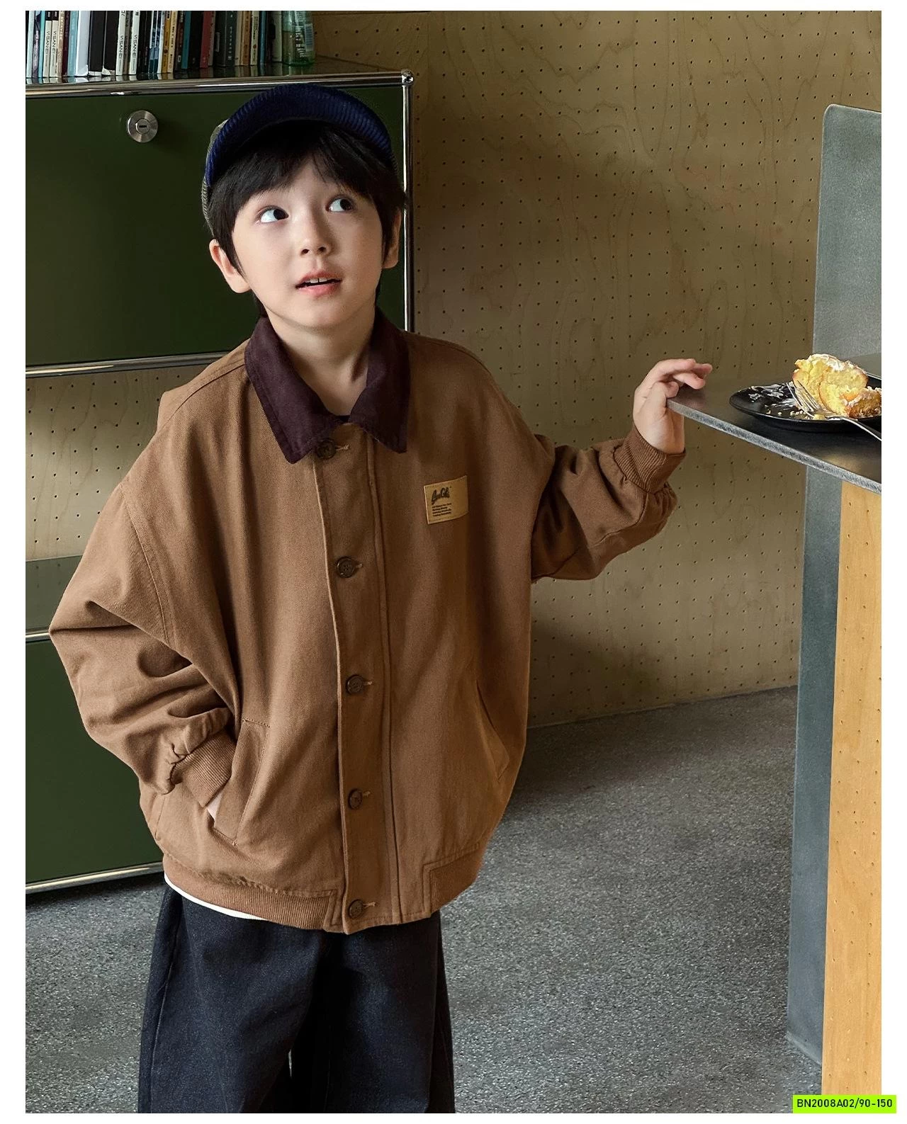 KHOÁC KAKI NÂU CỔ BẺ AOAOKIDS