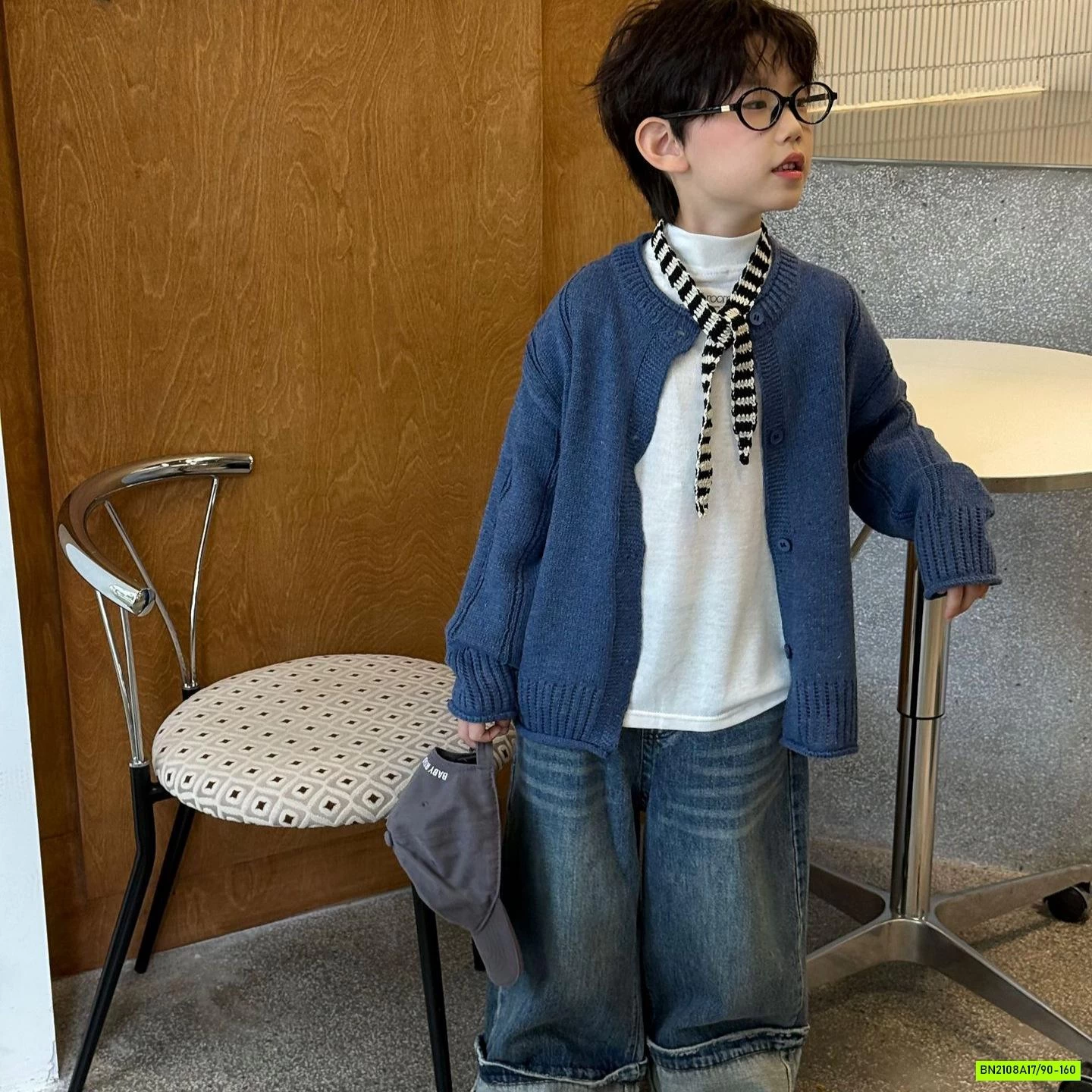 JEANS SUÔNG MAY GẤP GẤU