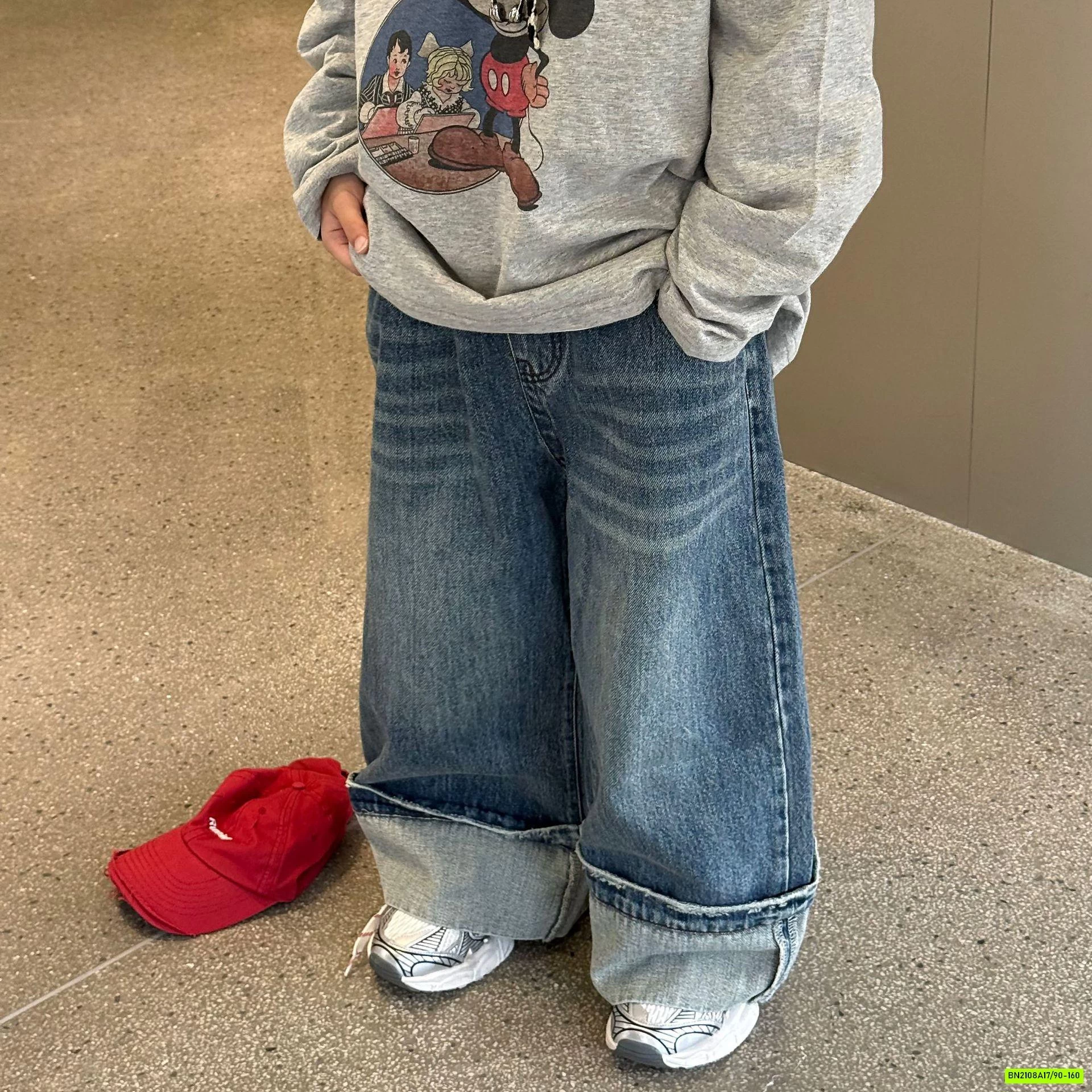 JEANS SUÔNG MAY GẤP GẤU