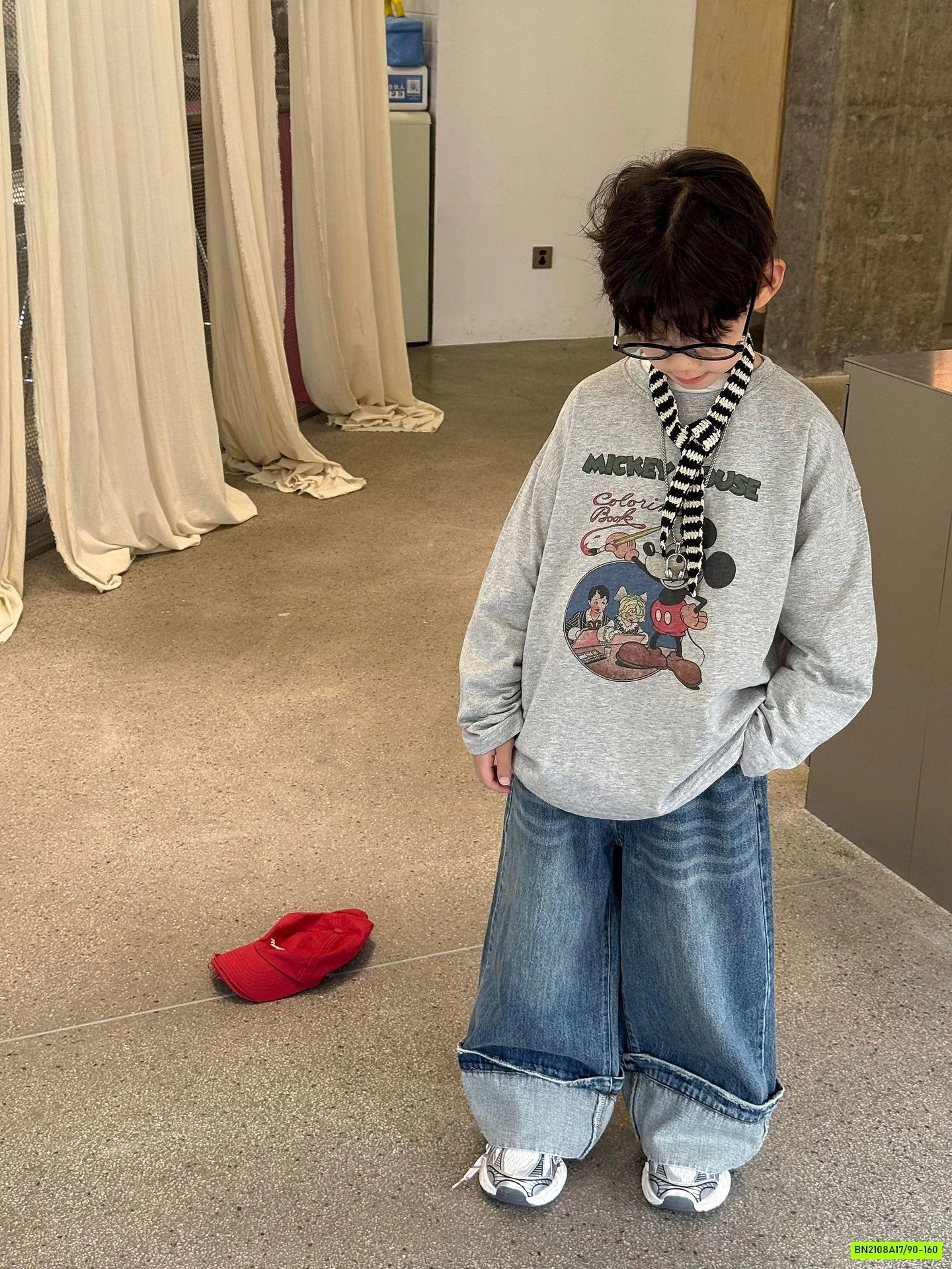 JEANS SUÔNG MAY GẤP GẤU