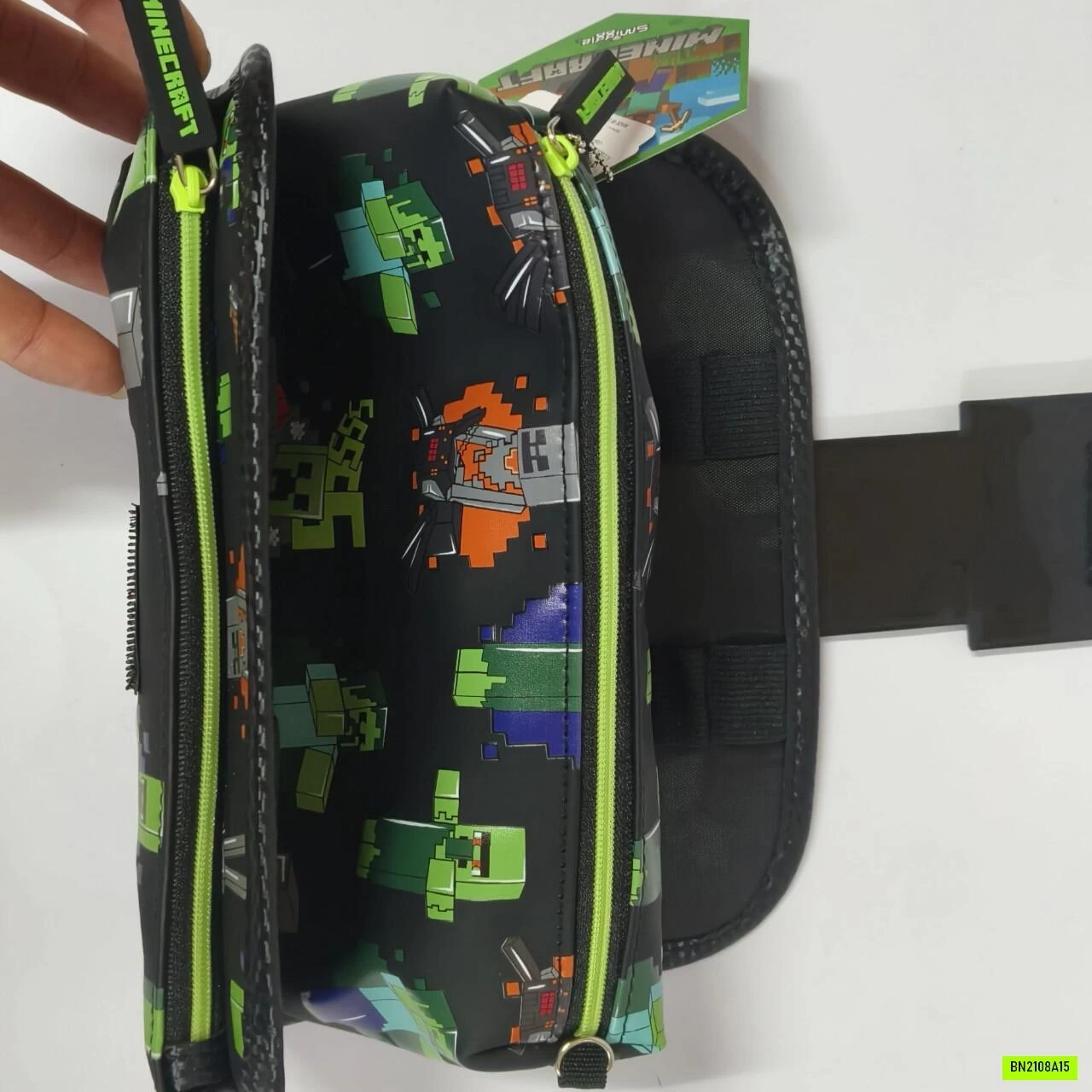 HỘP BÚT XUẤT DƯ SMIGGLE