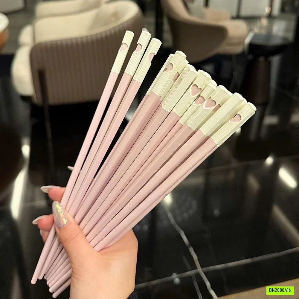 SET 20 ĐÔI ĐŨA KHÁNG KHUẨN ĐẦU TRÁI TIM