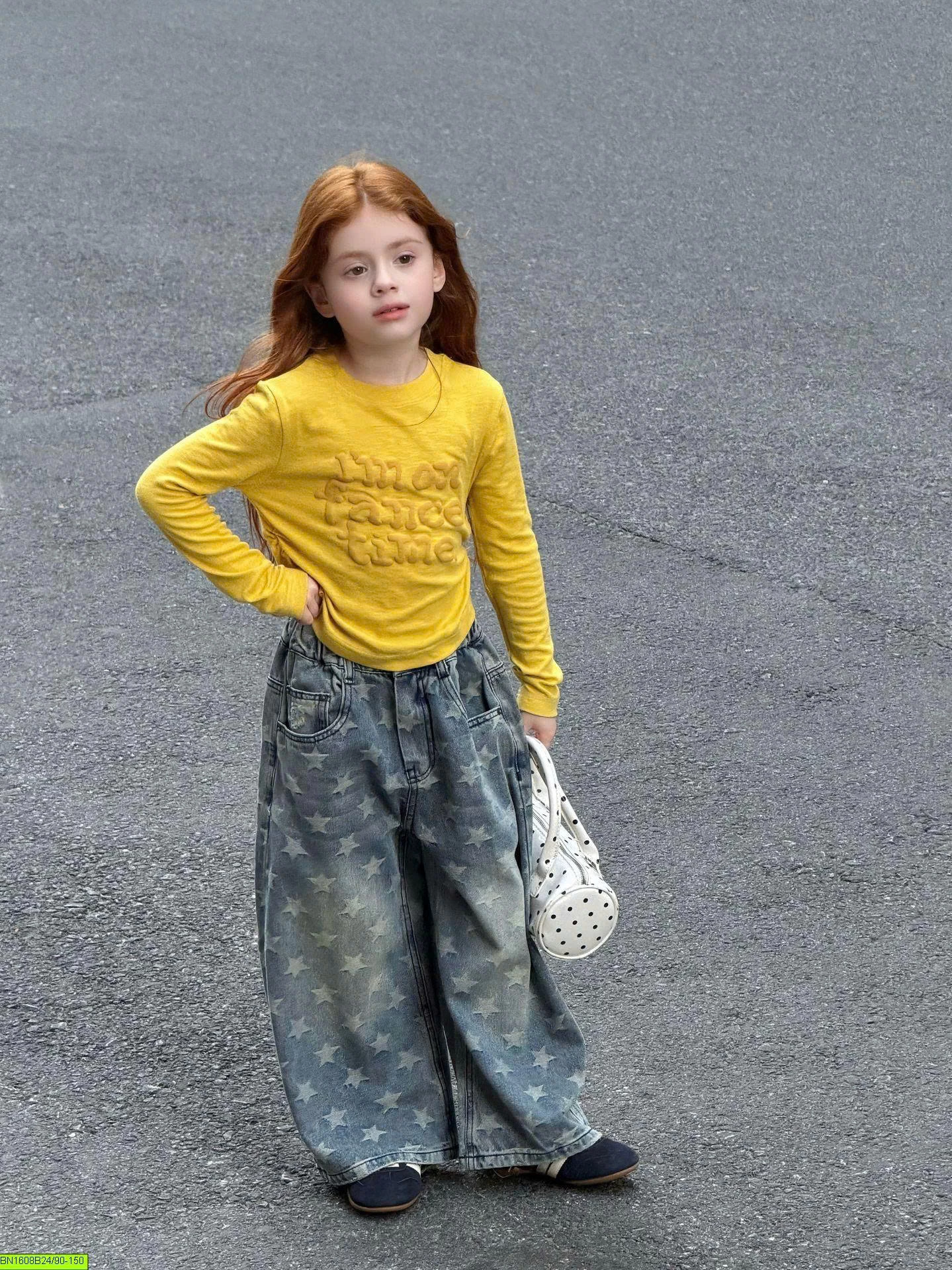 ÁO THUN RÚT EO IN CHỮ
