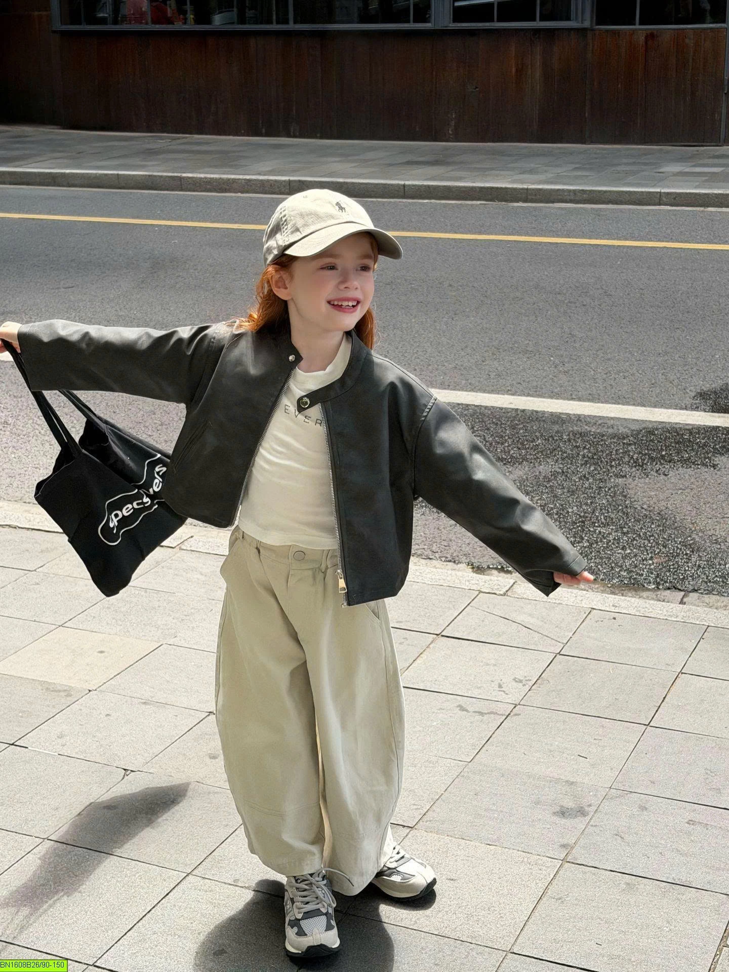QUẦN BAGGY TRẮNG THỜI TRANG