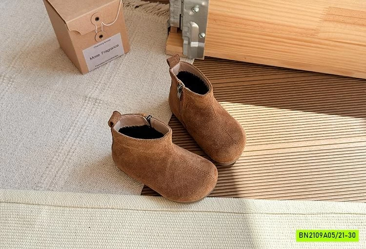 BOOT NHUNG VINTAGE CỔ NGẮN
