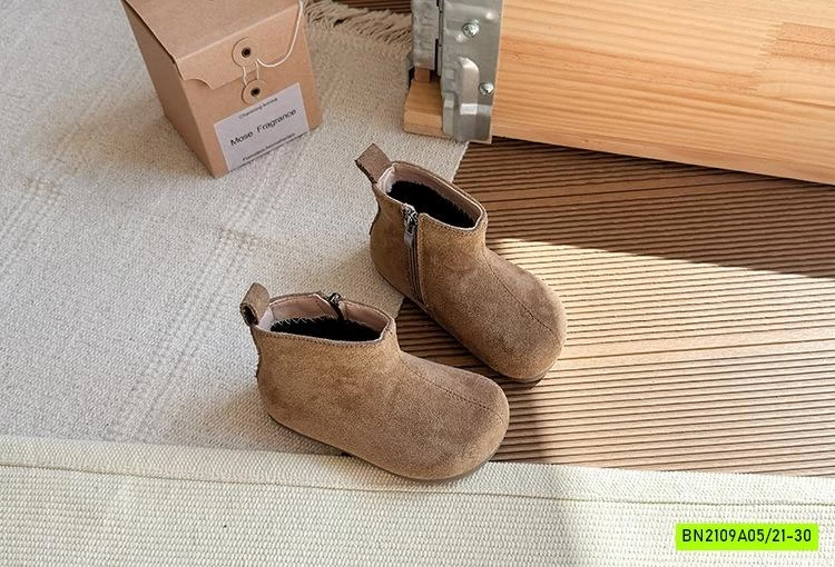 BOOT NHUNG VINTAGE CỔ NGẮN