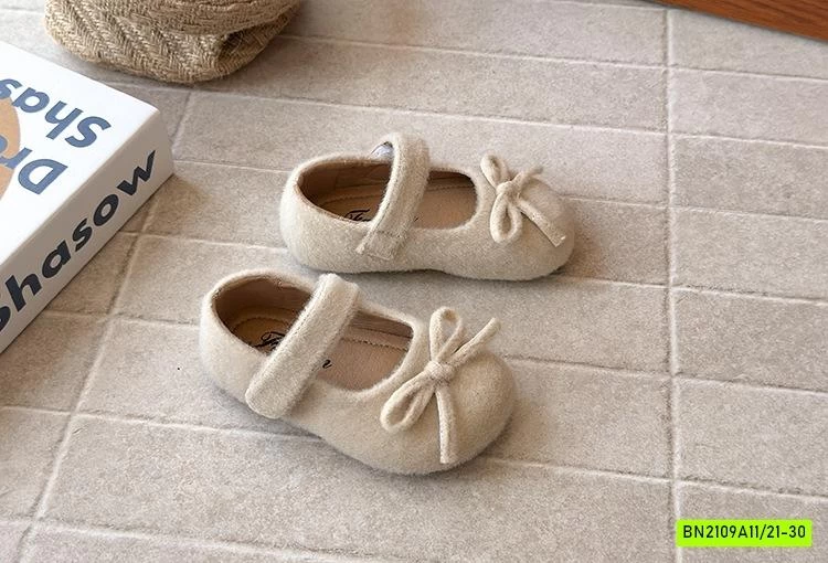 GIÀY BÚP BÊ NHUNG GẮN NƠ