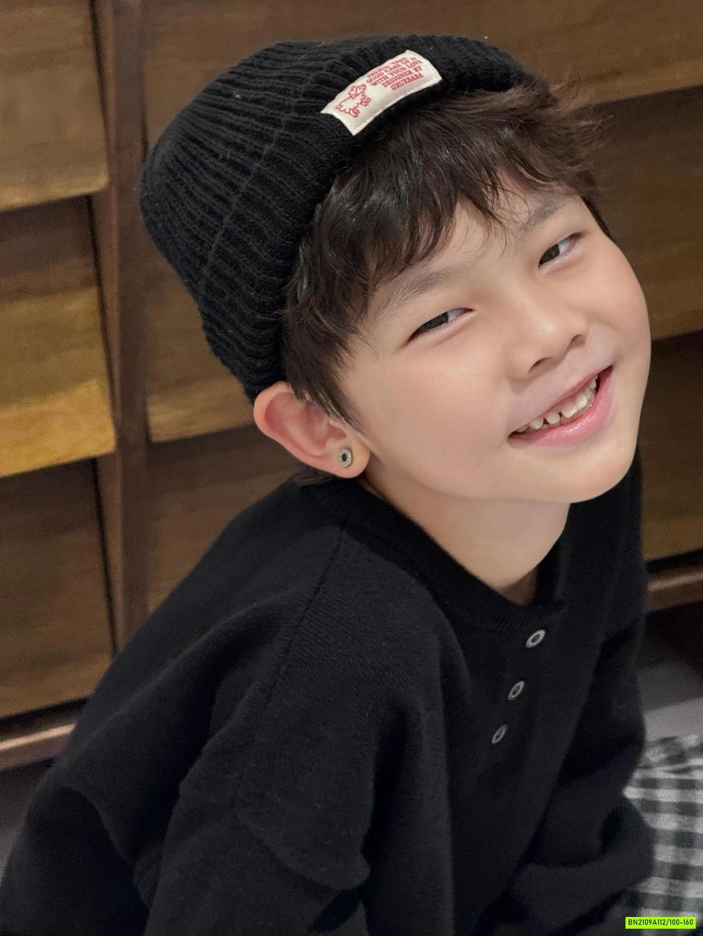 ÁO NỈ CỔ TRÒN CÚC CỔ